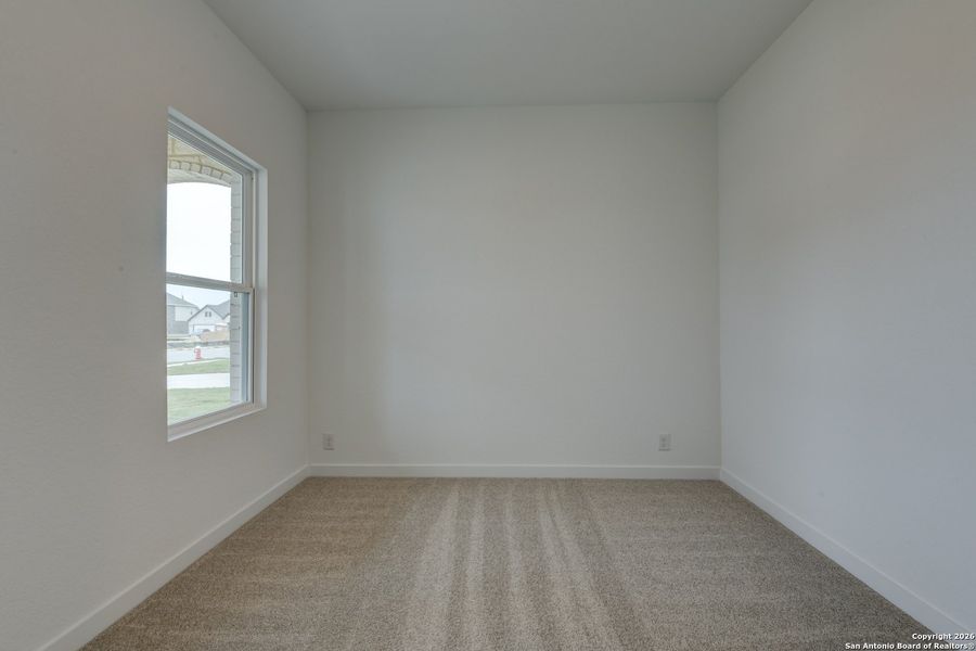 Spacious, unfurnished interior of a new home in The Heights at Saddlebrook Ranch 60's, Schertz (Image 28).