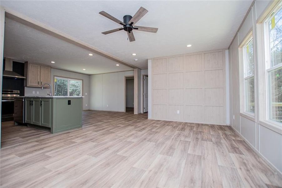 Spacious, unfurnished interior of a new home in , Waco (Image 51).