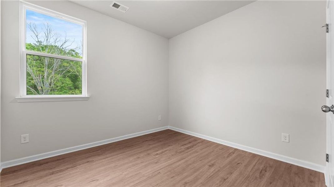 Spacious, unfurnished interior of a new home in Riverwood, Dallas (Image 40). Spacious, unfurnished interior of a new home in Riverwood, Dallas (Image 40).