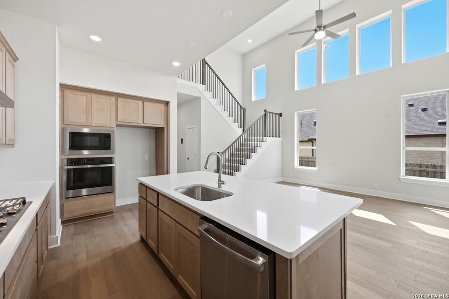Furnished interior view inside a new home in Homestead, Schertz (Image 9).