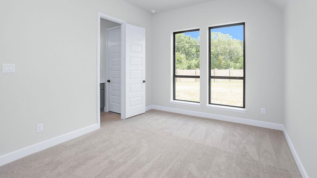 Spacious, unfurnished interior of a new home in Briarley, Montgomery (Image 13).