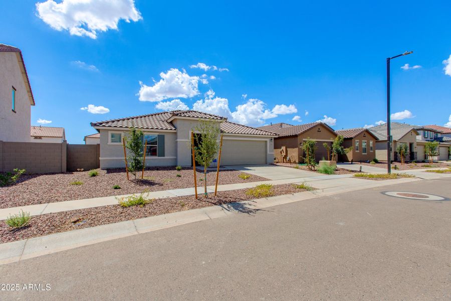 03-Sky Blue (1) 03-Sky Blue (1)