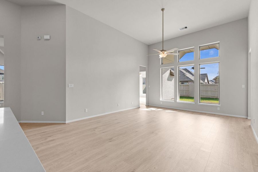 Spacious, unfurnished interior of a new home in Pomona, Manvel (Image 15).