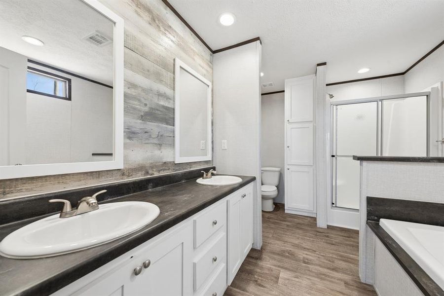 Furnished interior view inside a new home in , Granbury (Image 14).