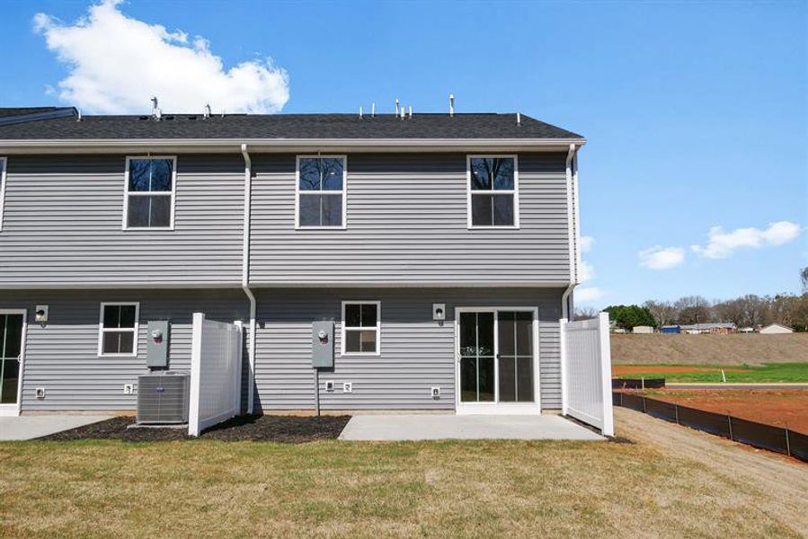 Exterior details and patio area of a home in Beech Glen, Anderson (Image 2).