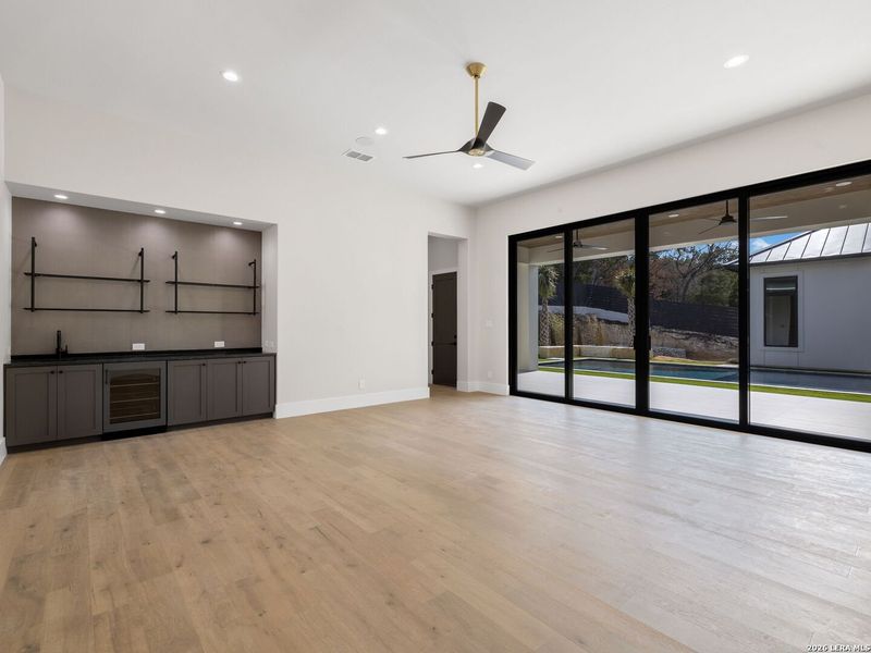 Spacious, unfurnished interior of a new home in , San Antonio (Image 51).