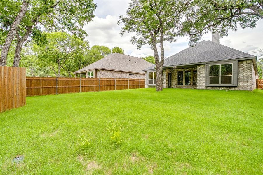 Exterior details and patio area of a home in , Fort Worth (Image 4). Exterior details and patio area of a home in , Fort Worth (Image 4).