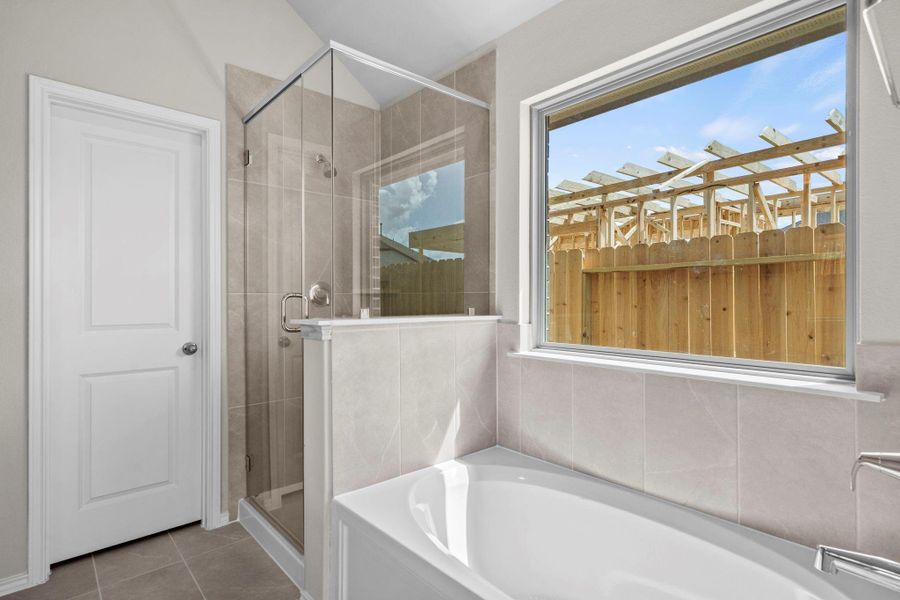 Furnished interior view inside a new home in Candela, Richmond (Image 14).