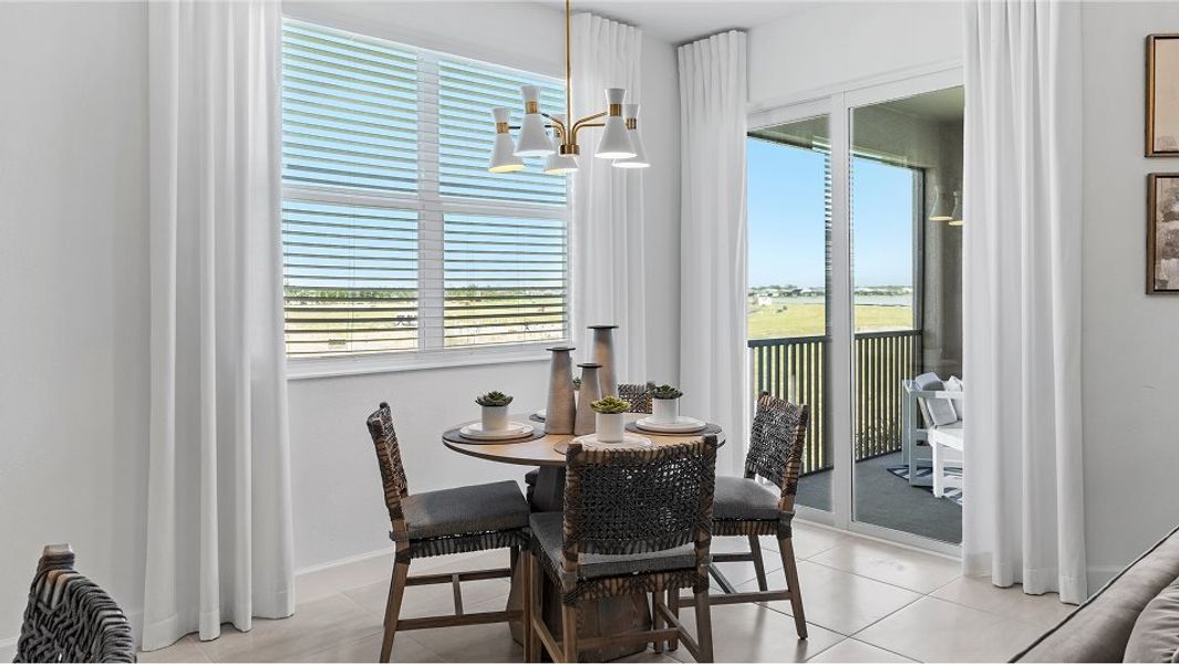 Monaco breakfast nook