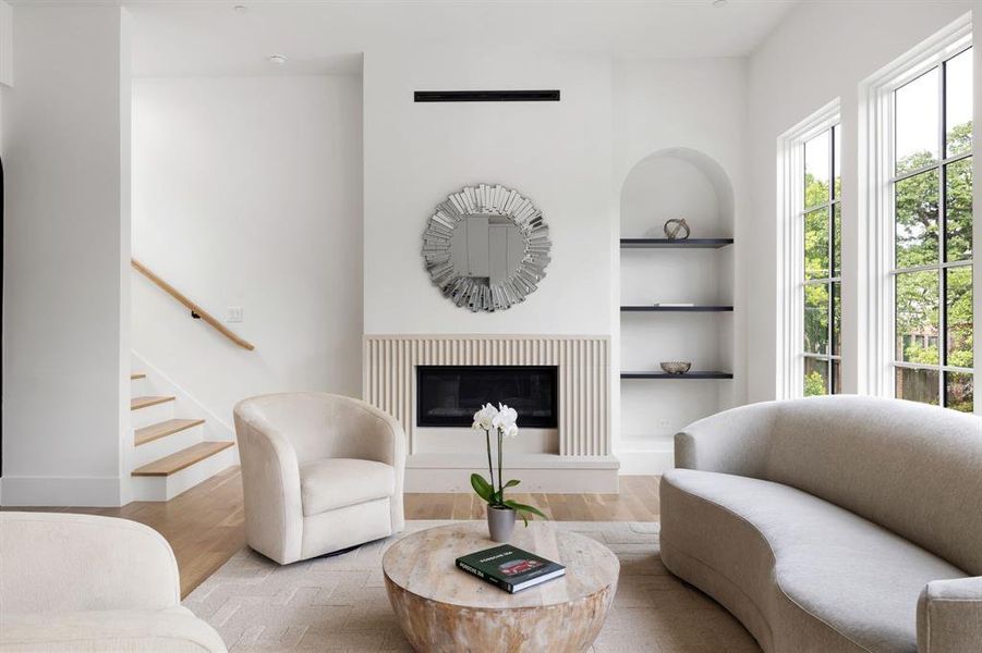 Furnished interior view inside a new home in , Dallas (Image 9).