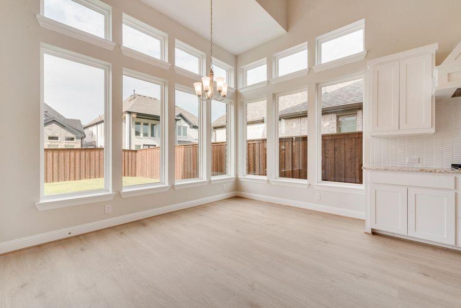 Spacious, unfurnished interior of a new home in Somercrest, Midlothian (Image 24).