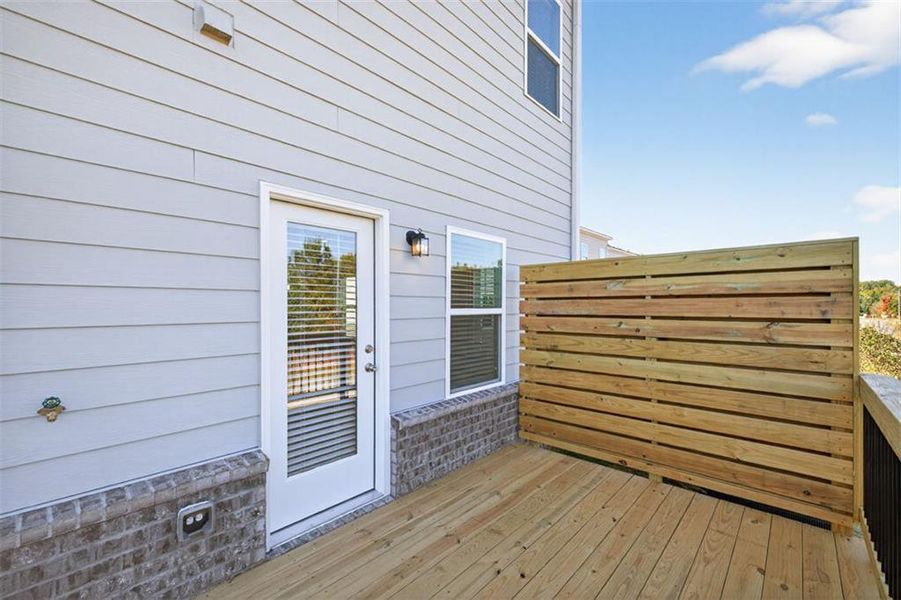 Exterior details and patio area of a home in Franklin Manor, Lawrenceville (Image 3). Exterior details and patio area of a home in Franklin Manor, Lawrenceville (Image 3).
