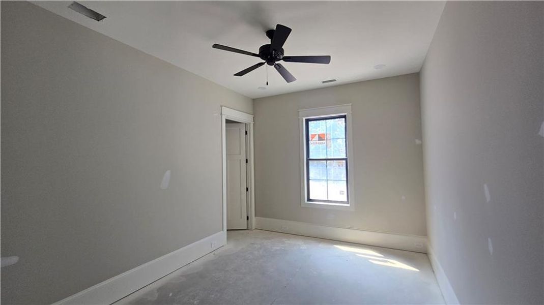 Image 38 of a home in .