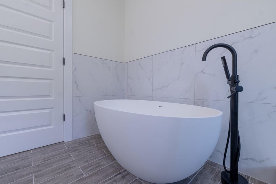 Close-up of interior finishes inside a home in , North Charleston (Image 21). Close-up of interior finishes inside a home in , North Charleston (Image 21).