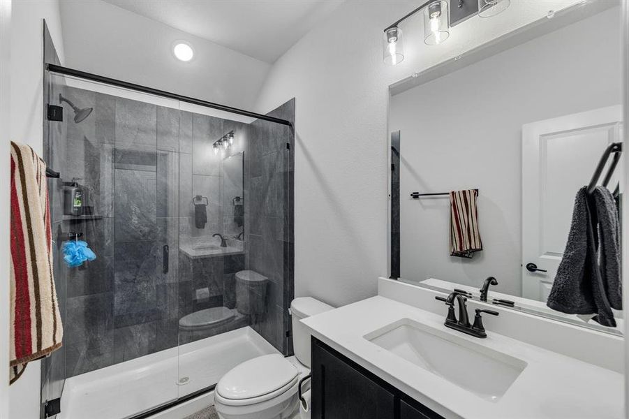 Furnished interior view inside a new home in , Prosper (Image 11).