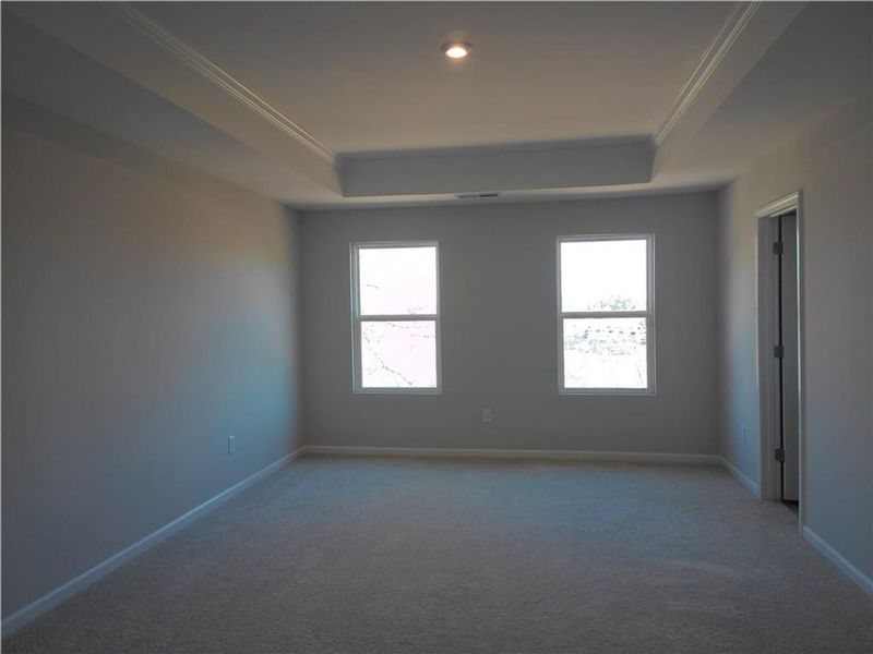 Spacious, unfurnished interior of a new home in Lake Shore, Winder (Image 12).