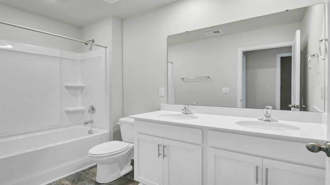 Furnished interior view inside a new home in Livingston Woods, Irmo (Image 10).