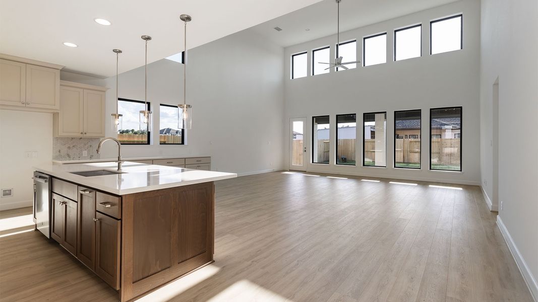 Furnished interior view inside a new home in Sienna, Missouri City (Image 5).