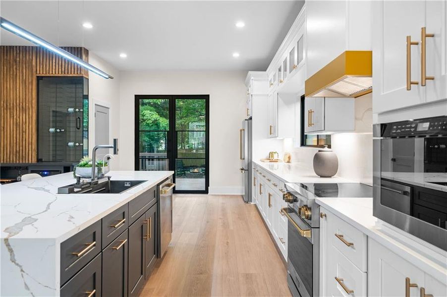 Furnished interior view inside a new home in , Atlanta (Image 13).