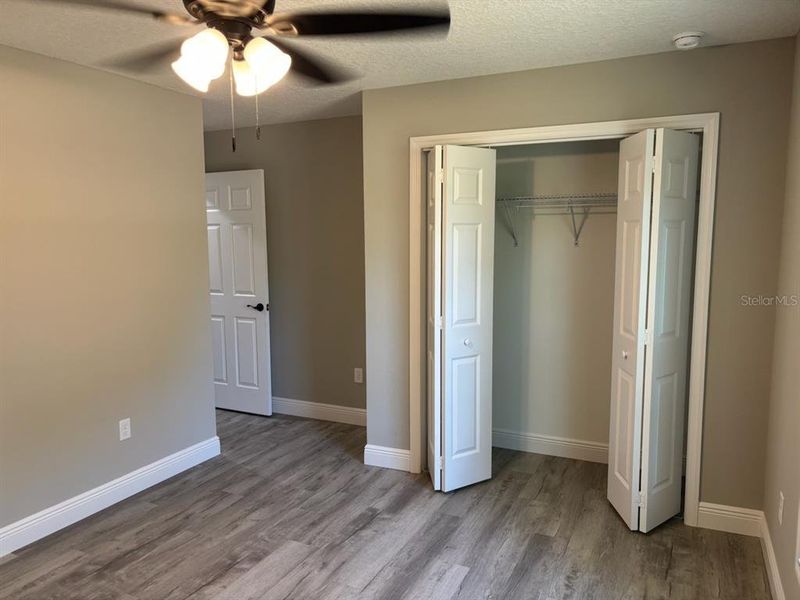 Spacious, unfurnished interior of a new home in , Citrus Springs (Image 34).