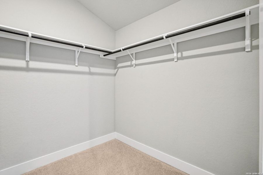 Spacious, unfurnished interior of a new home in Lark Canyon, New Braunfels (Image 29).