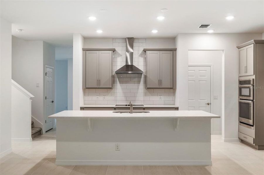 Furnished interior view inside a new home in , Deland (Image 7).