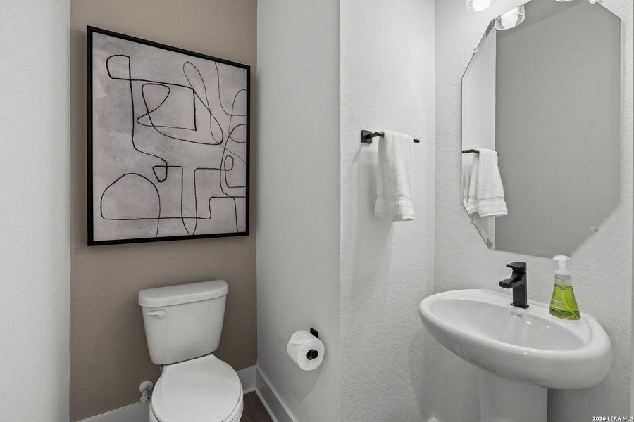 Furnished interior view inside a new home in Bison Ridge, San Antonio (Image 6). Furnished interior view inside a new home in Bison Ridge, San Antonio (Image 6).