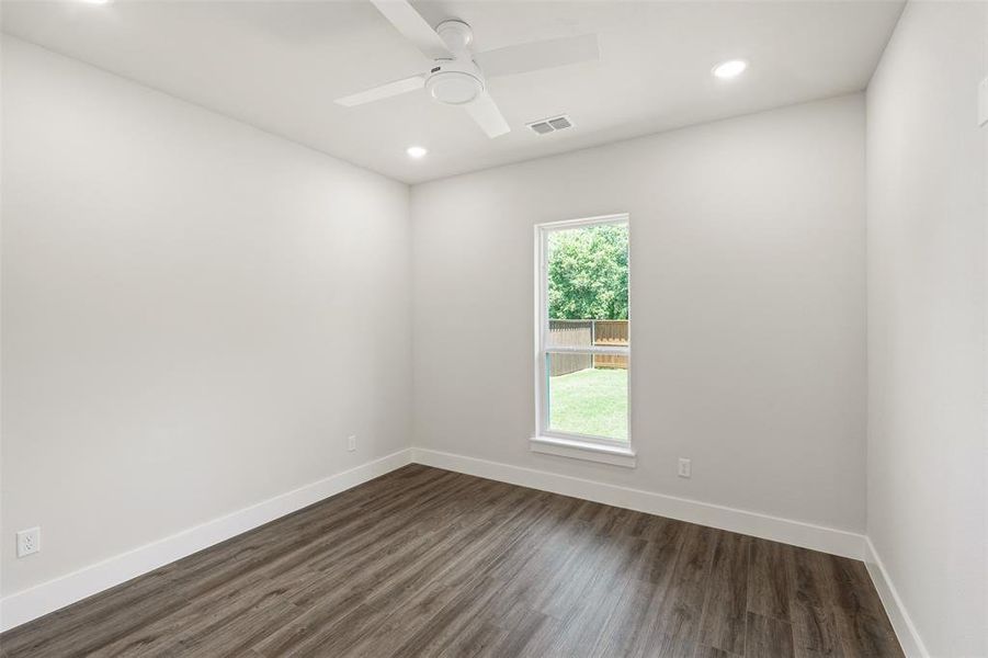 Spacious, unfurnished interior of a new home in , Mabank (Image 31).