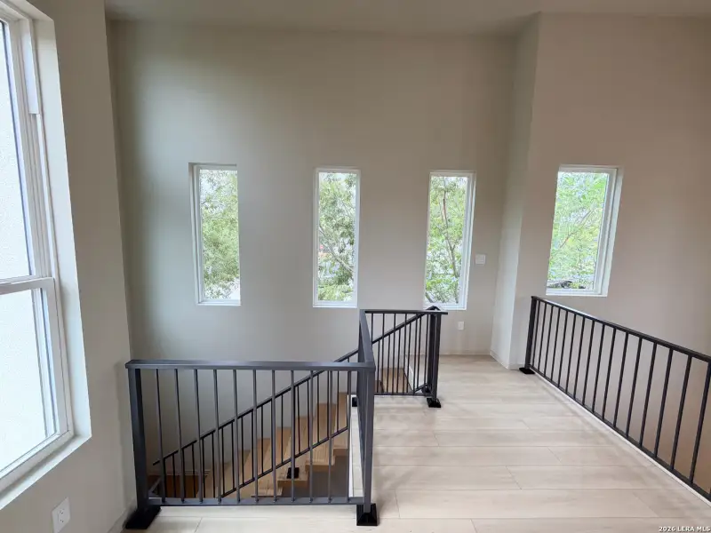 Spacious, unfurnished interior of a new home in , San Antonio (Image 22).