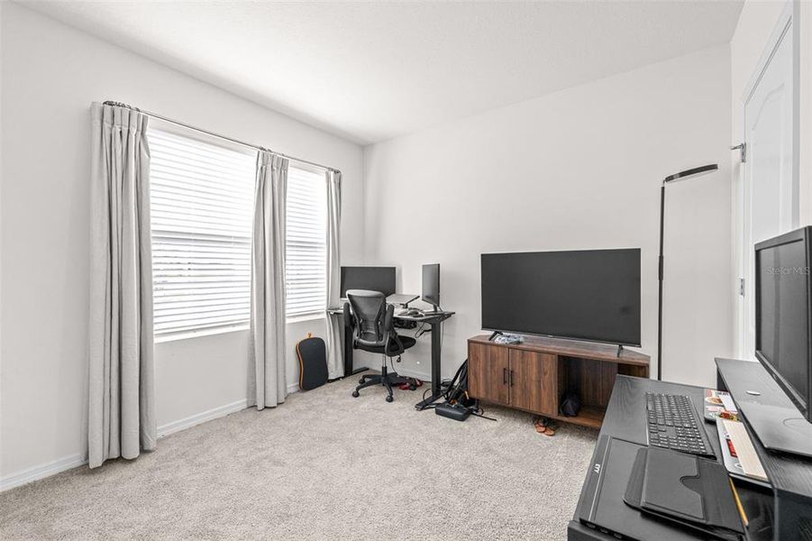 Furnished interior view inside a new home in , Bartow (Image 31).