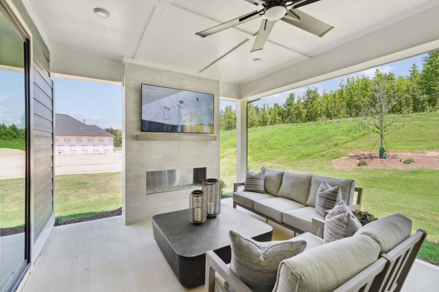 Representative exterior details of a home built from the Hickory Hill by Tri Pointe Homes in Altis At Serenity, Fuquay Varina (Image 3).