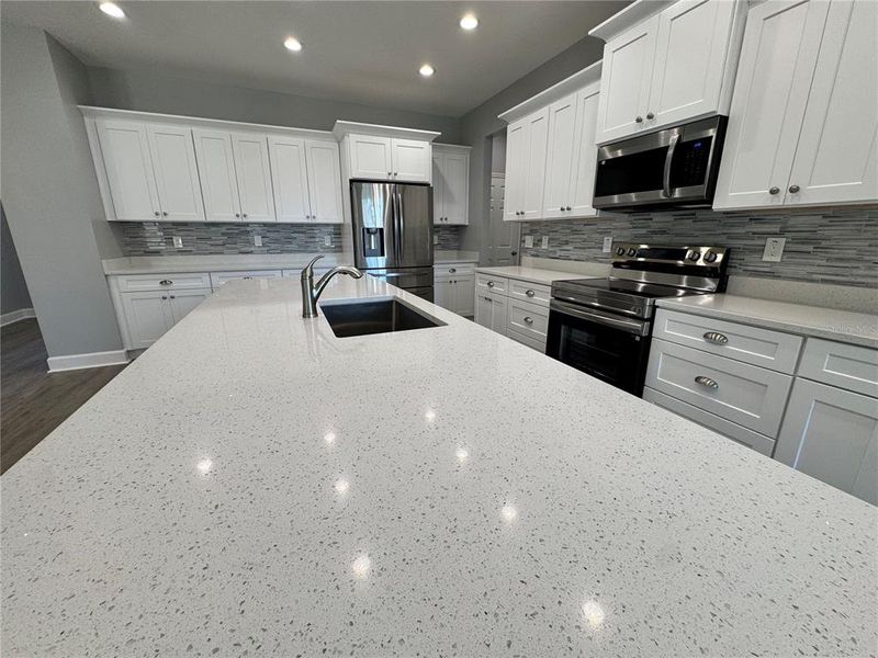 Close-up of interior finishes inside a home in , Dade City (Image 20).