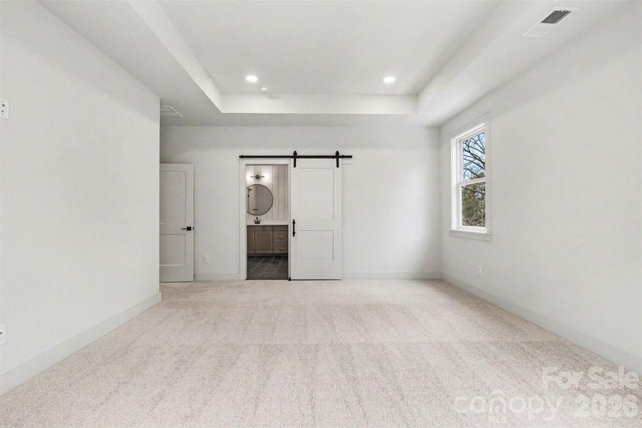 Spacious, unfurnished interior of a new home in , Charlotte (Image 34).