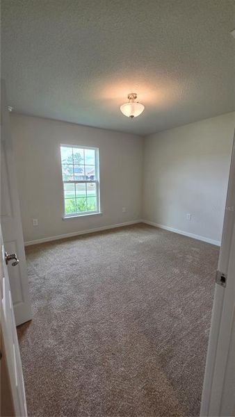 Spacious, unfurnished interior of a new home in , Citrus Springs (Image 14).