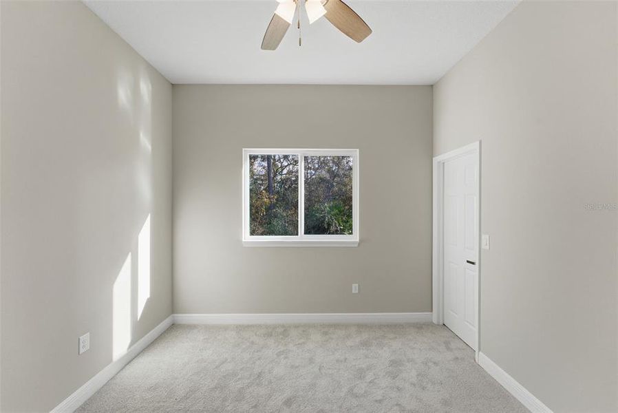 Spacious, unfurnished interior of a new home in , Citrus Springs (Image 60).