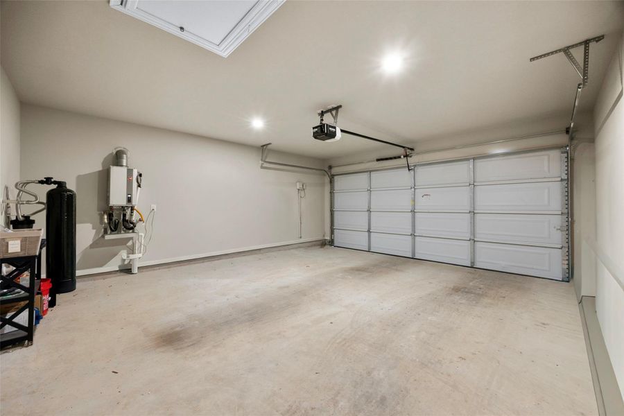 Spacious, unfurnished interior of a new home in , Kyle (Image 23). Spacious, unfurnished interior of a new home in , Kyle (Image 23).