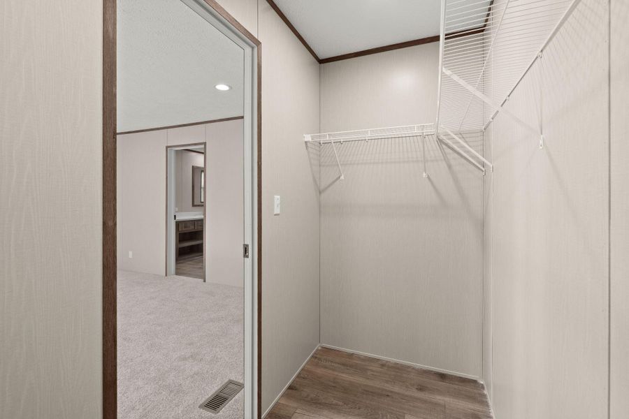 Spacious, unfurnished interior of a new home in , Cottageville (Image 28).