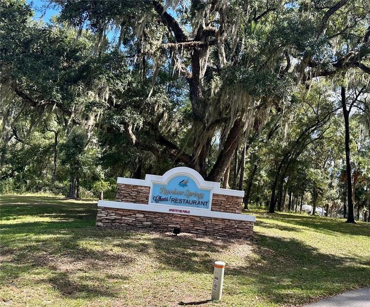 Natural landscape and outdoor views near in Dunnellon (Image 19). Natural landscape and outdoor views near in Dunnellon (Image 19).