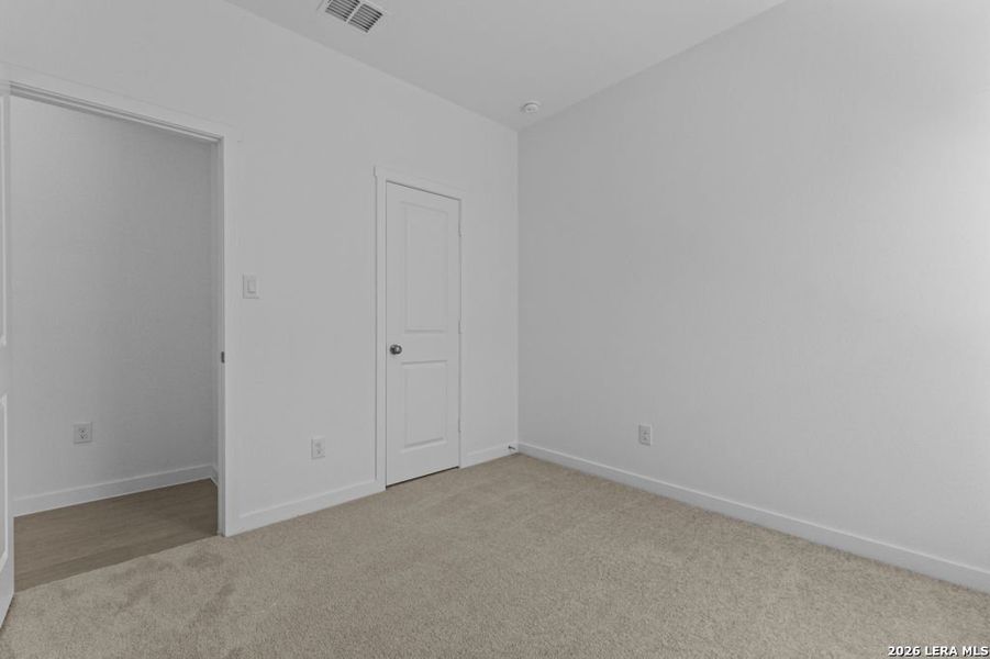 Spacious, unfurnished interior of a new home in Juniper Ranch, Spring Branch (Image 26).