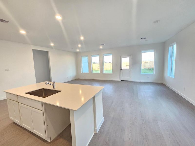 Photos are representative of floor plan - not actual home Photos are representative of floor plan - not actual home