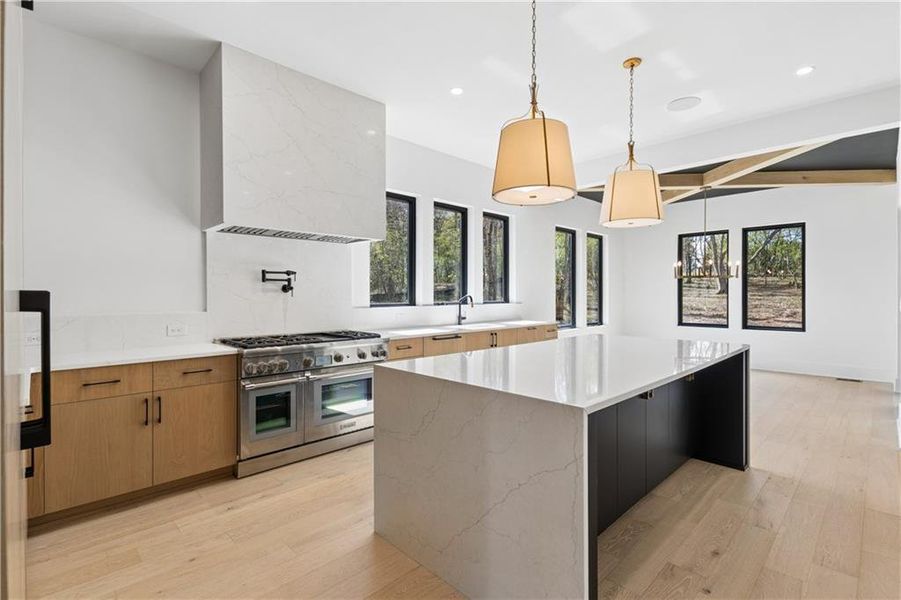 Furnished interior view inside a new home in , Roswell (Image 8).