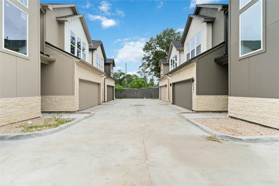 Exterior details and patio area of a home in , Houston (Image 4).