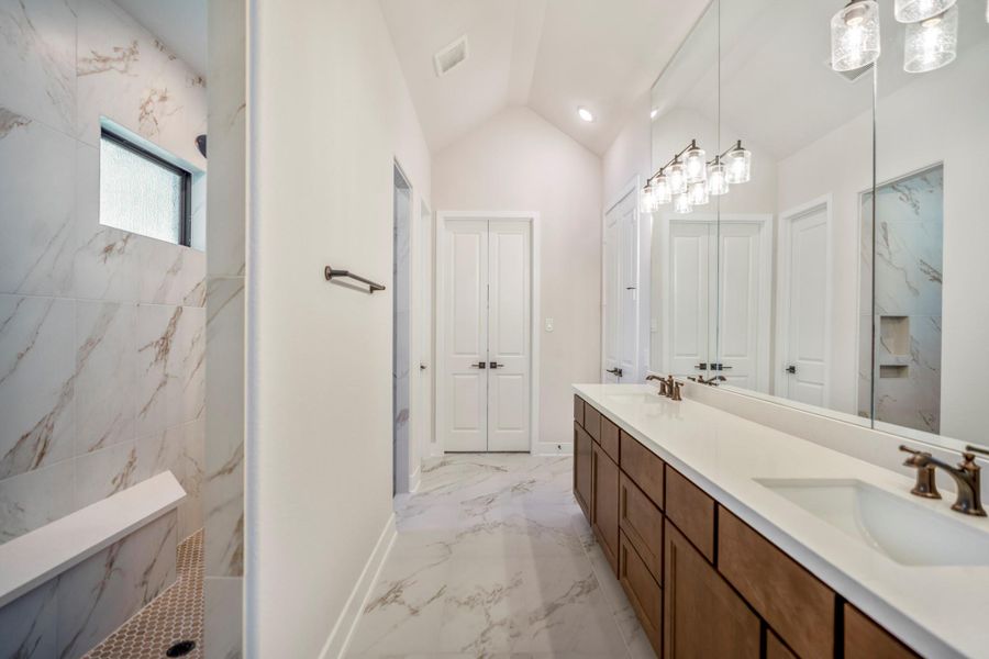 Furnished interior view inside a new home in The Woodlands Hills, Willis (Image 12). Furnished interior view inside a new home in The Woodlands Hills, Willis (Image 12).