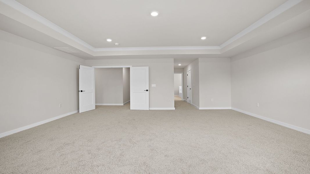 Representative unfurnished interior of a home built from the BERKSHIRE by D.R. Horton in Sycamore Cove, Woodruff (Image 28).