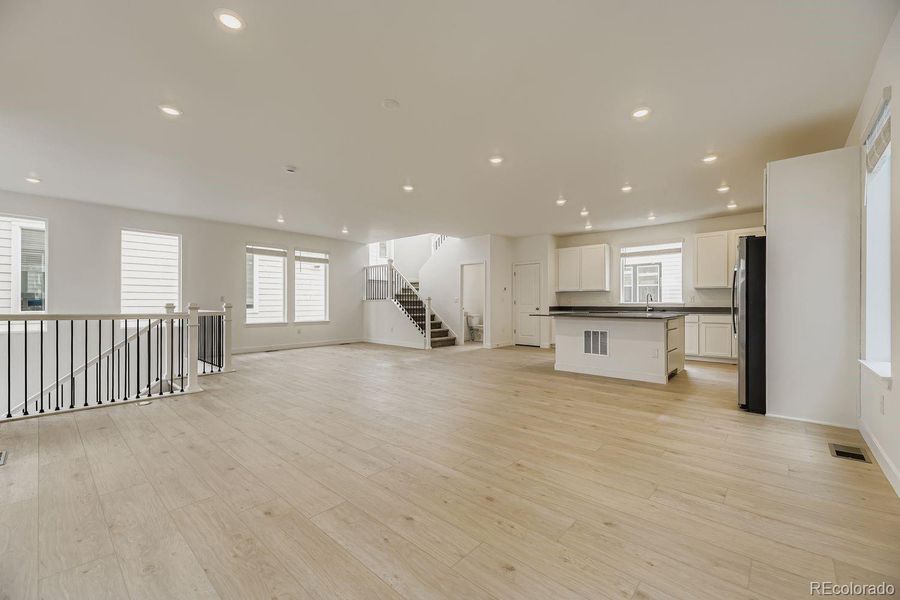 Spacious, unfurnished interior of a new home in Vermilion Creek: The Skyline Collection, Centennial (Image 10). Spacious, unfurnished interior of a new home in Vermilion Creek: The Skyline Collection, Centennial (Image 10).