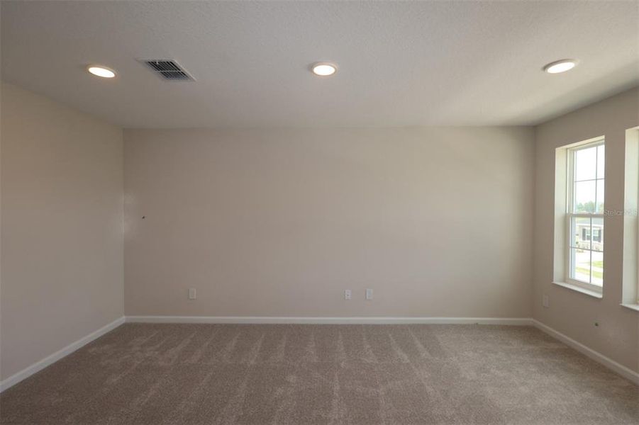 Spacious, unfurnished interior of a new home in Bay Lake Farms, St. Cloud (Image 6). Spacious, unfurnished interior of a new home in Bay Lake Farms, St. Cloud (Image 6).