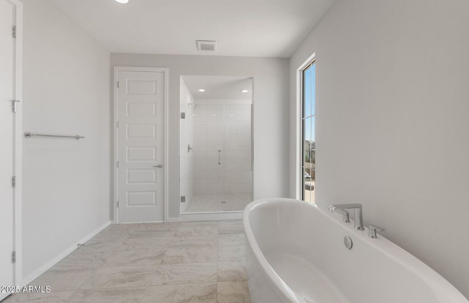 Owner's Bathroom Owner's Bathroom