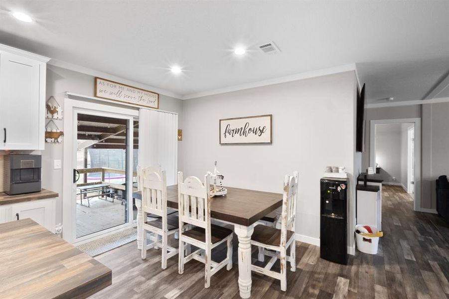 Furnished interior view inside a new home in , Decatur (Image 10).