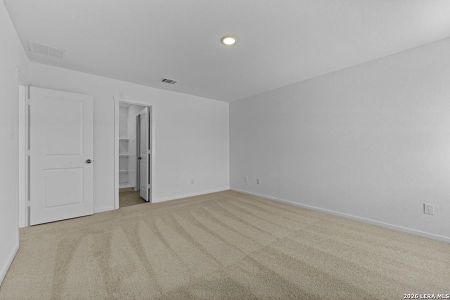 Spacious, unfurnished interior of a new home in Grace Valley, Marion (Image 22).