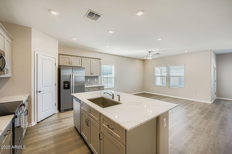 36814 W Santa Maria Street - Web Quality 36814 W Santa Maria Street - Web Quality